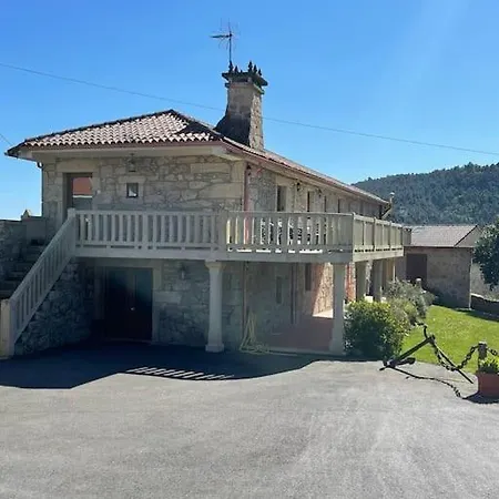 Casa Do Ferreirino * Chacente